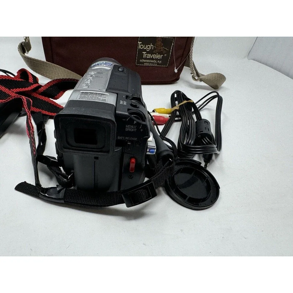 JVC GR-DVL522u Digital Video Camera W/Case